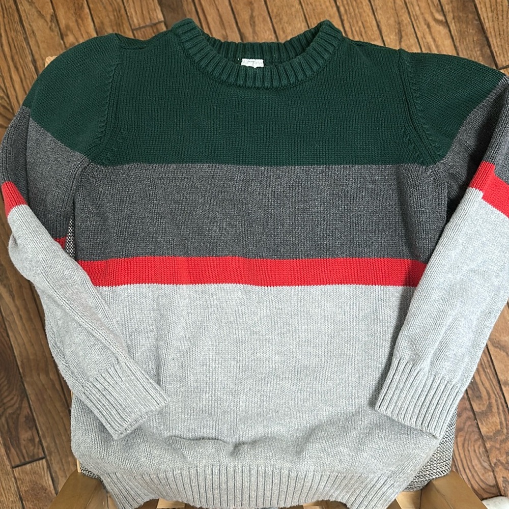 Carters sweater size 7, like new